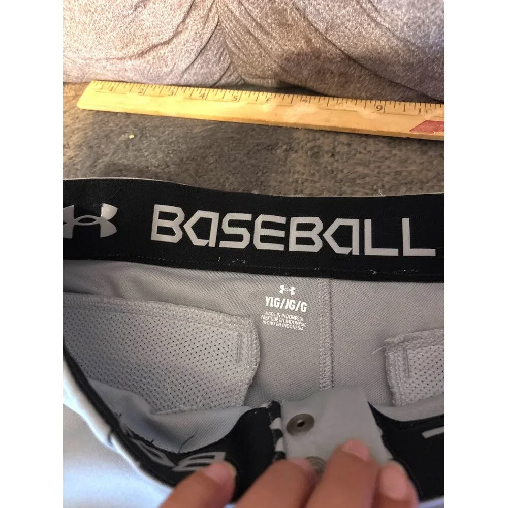 Under Armour Sz YL Baseball Pants Gray W/ Black Piping Polyester Sports Youth